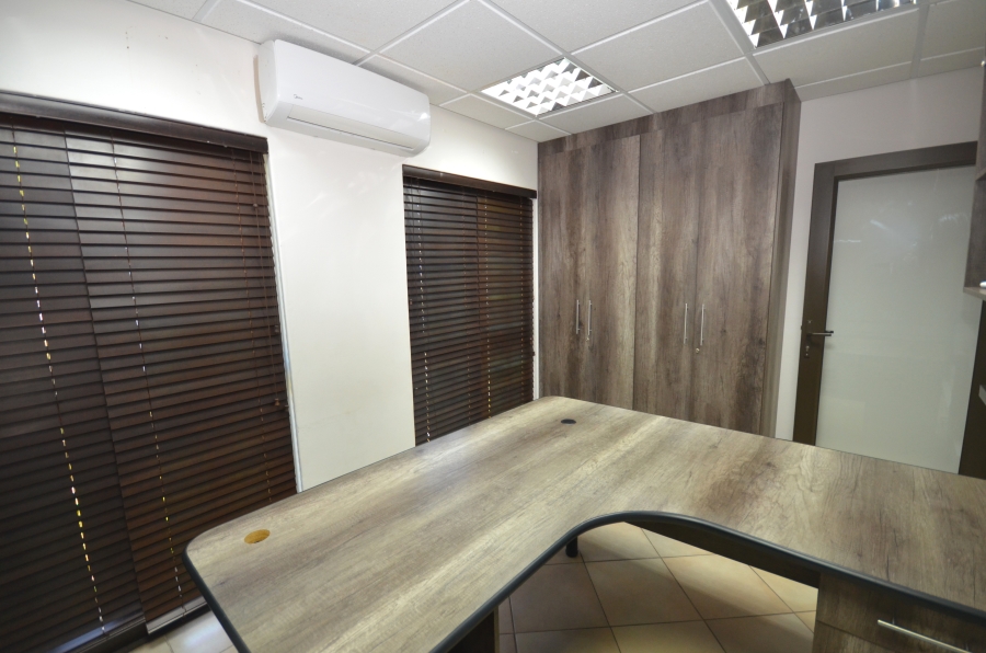 To Let commercial Property for Rent in Gonubie Eastern Cape